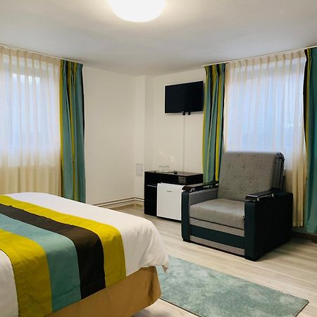 Topliţa Casa Lazar Bed & Breakfast エクステリア 写真